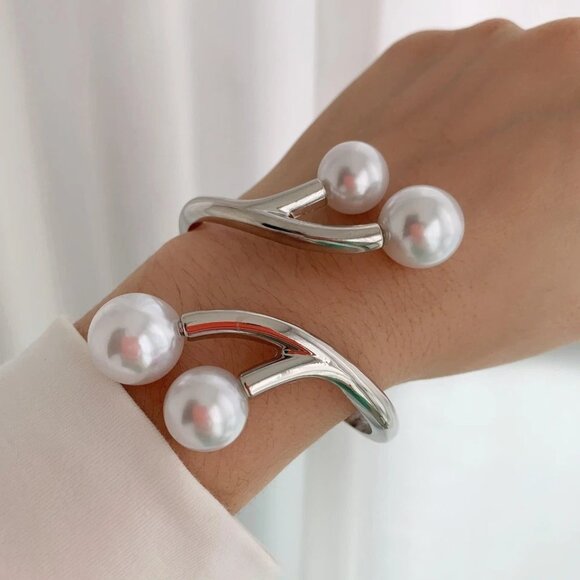 Jewelry Simple Gold Silver Bracelet for Daily Life Adjustable Pearl Bracelet - Picture 2 of 3